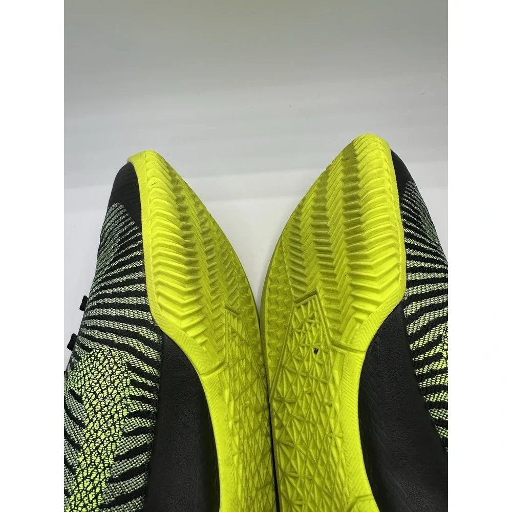 Nike KB Mentality 2 Mens Size 7.5 US Black Volt - Black Green‎ Great condition